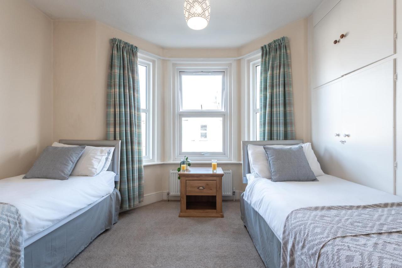 3-Bedroom House L Fast Wi-Fi L Garden L Newly Decorated L Close To Shops And Restaurants Bournemouth Exterior foto